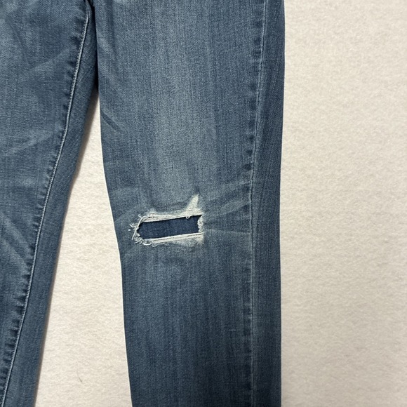 JUDY BLUE Boyfriend Fit Stretch Distressed Medium Wash Denim  Size 13/31 Women's - Picture 2 of 15